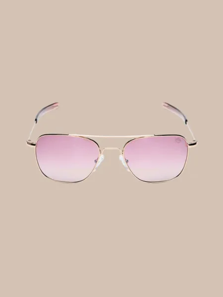 Caroline Aviator